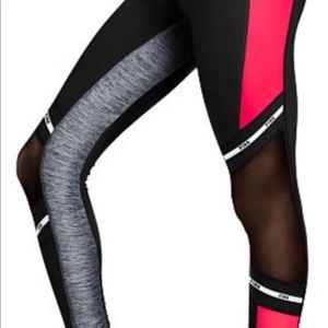 VICTORIAS SECRET LEGGINGS